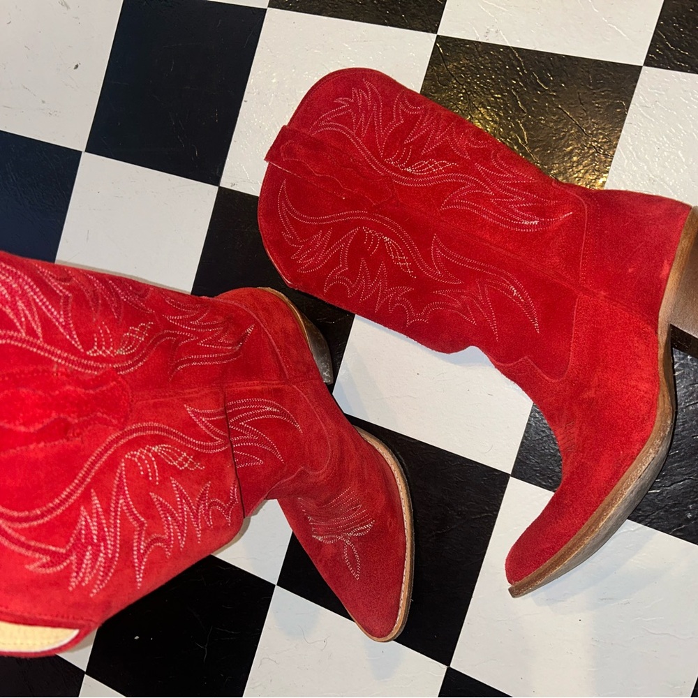 Idyllwind Red Suede Western Cowboy Boots